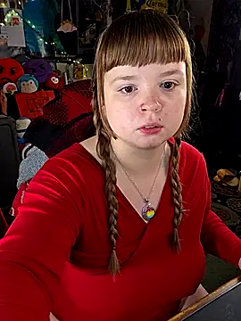 Snapshot of VelvetDiablo chatting on December 4, 12:31 am VelvetDiablo online show from December 4, 12:31 am