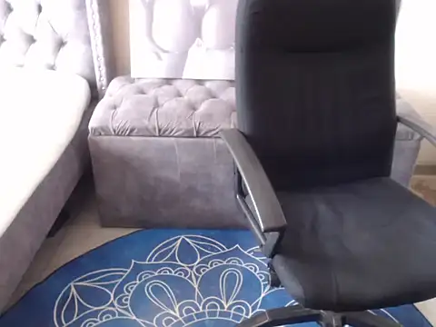 ebonybbwcouples online show from October 30, 6:34 am