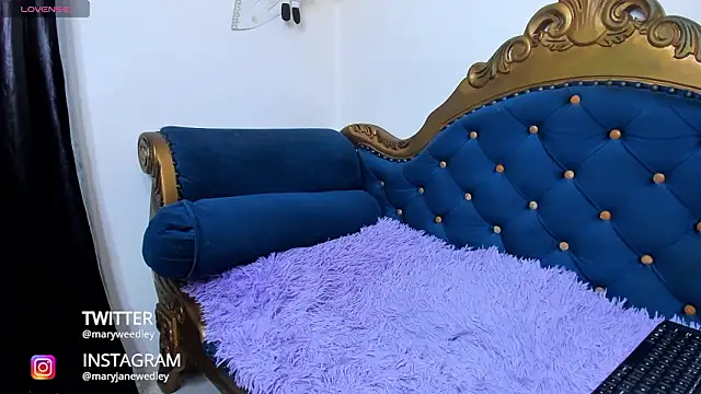 MaryJaneDove online show from February 24, 12:00 am