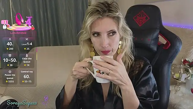 SorayaSapeca online show from October 7, 8:32 pm