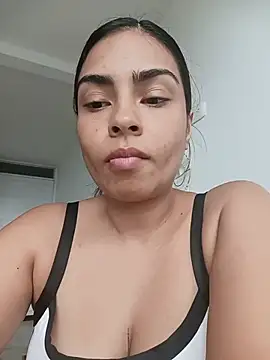 Snapshot of Ivanna2 chatting on June 3, 2:29 pm Ivanna2 online show from June 3, 2:29 pm