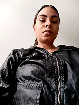 Snapshot of Ivanna2 chatting on May 4, 3:48 pm Ivanna2 online show from May 4, 3:48 pm