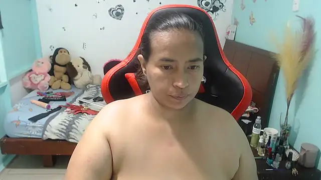 Snapshot of NatalySexxxMilk chatting on February 19, 7:50 am NatalySexxxMilk online show from February 19, 7:50 am