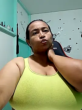 NatalySexxxMilk online show from November 14, 7:01 am