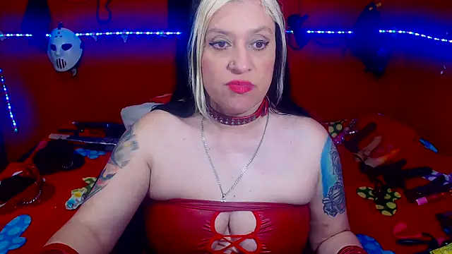 Snapshot of MATURE_Randy chatting on October 9, 1:50 am MATURE Randy online show from October 9, 1:50 am