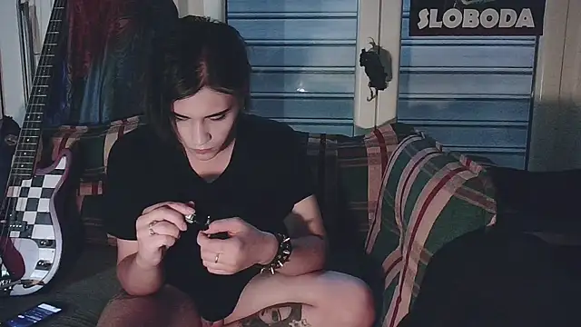 sademobeer online show from September 23, 5:36 am