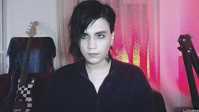 sademobeer online show from December 3, 4:24 am