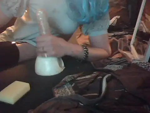 slutviki online show from February 21, 9:17 pm