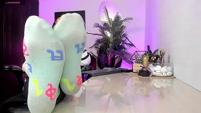 Snapshot of Amaia_Bushida chatting on September 15, 2:01 am Amaia Bushida online show from September 15, 2:01 am