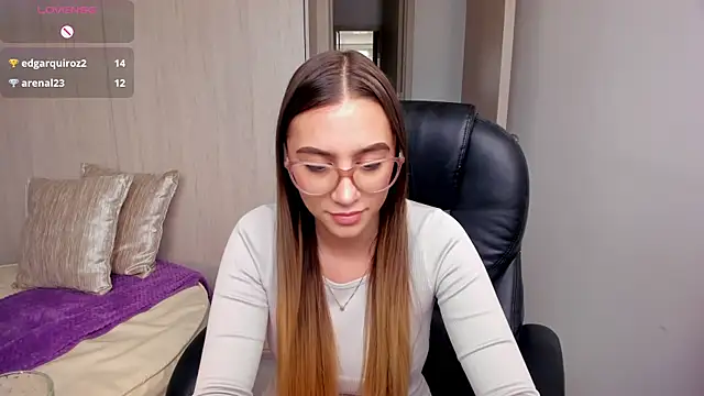 Snapshot of StacyConner chatting on September 17, 8:33 pm StacyConner online show from September 17, 8:33 pm