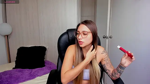 Snapshot of StacyConner chatting on January 8, 7:53 pm StacyConner online show from January 8, 7:53 pm