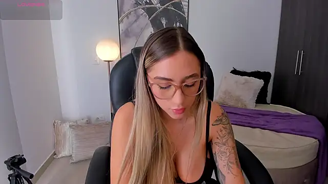 Snapshot of StacyConner chatting on January 21, 2:48 pm StacyConner online show from January 21, 2:48 pm