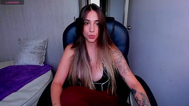 StacyConner online show from April 14, 10:37 pm