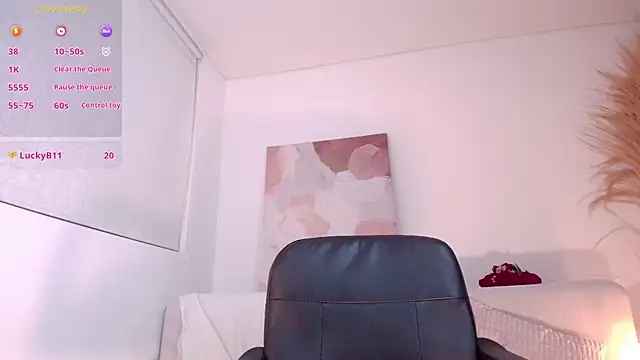 VictoriaLeia online show from July 2, 3:23 am