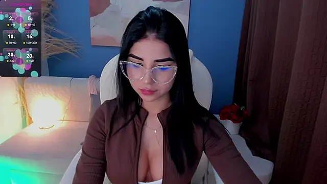 Snapshot of VictoriaLeia chatting on March 19, 1:54 am VictoriaLeia online show from March 19, 1:54 am