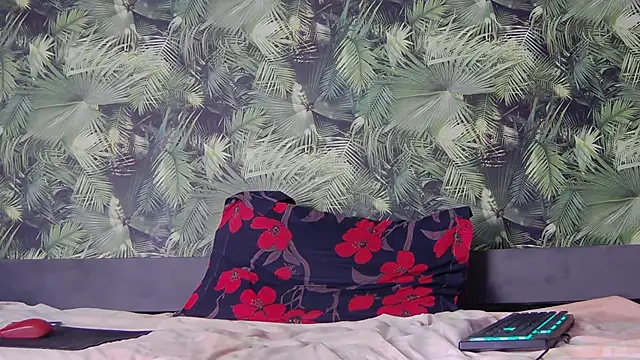 Alison Drew online show from December 2, 10:11 pm