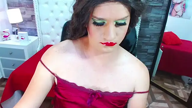 Snapshot of TRINY_TS chatting on March 7, 4:00 pm TRINY TS online show from March 7, 4:00 pm