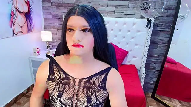 Snapshot of TRINY_TS chatting on November 15, 4:44 pm TRINY TS online show from November 15, 4:44 pm