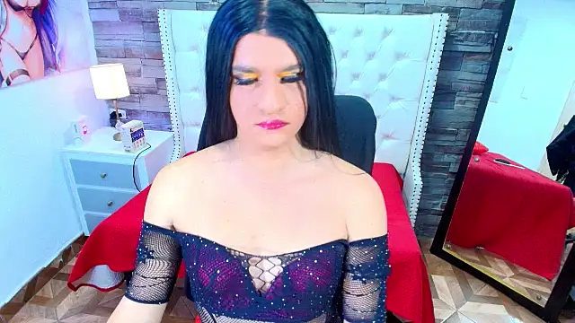 TRINY TS online show from May 7, 5:05 pm