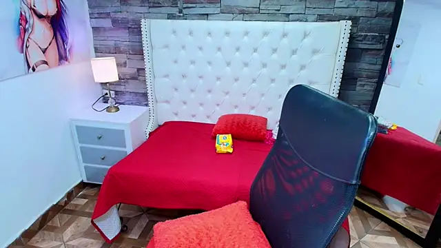 TRINY TS online show from April 8, 3:30 am