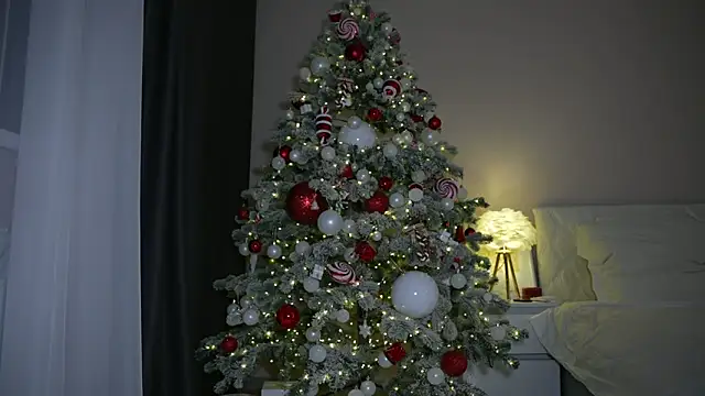 CatchMe1 online show from November 21, 5:56 pm