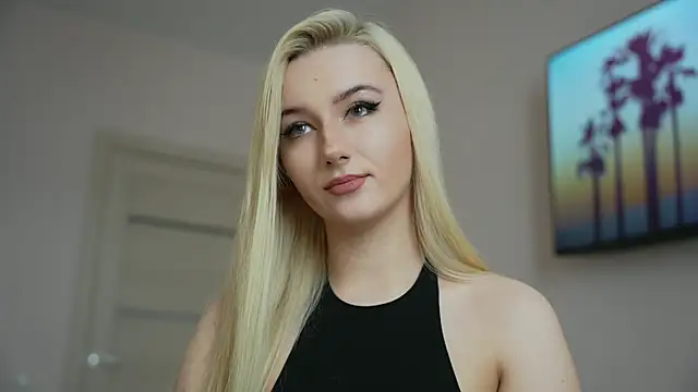 CatchMe1 online show from February 16, 7:40 am