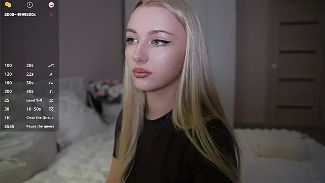 CatchMe1 online show from October 23, 10:19 pm