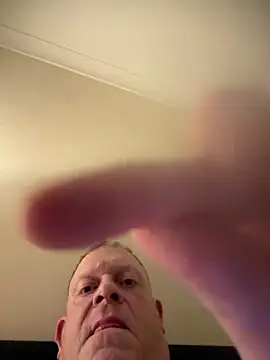 Dannyboy1430 online show from December 22, 10:10 pm