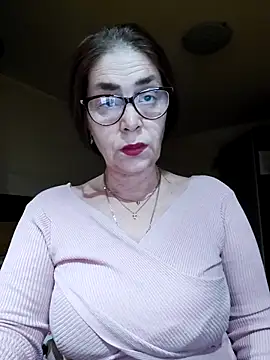Snapshot of Love_Tina56 chatting on September 23, 3:02 am Love Tina56 online show from September 23, 3:02 am