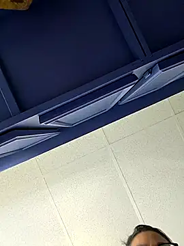 Nikkierosee online show from October 9, 3:45 pm