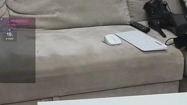 Snapshot of Scout_Avrora chatting on December 8, 10:30 am Scout Avrora online show from December 8, 10:30 am