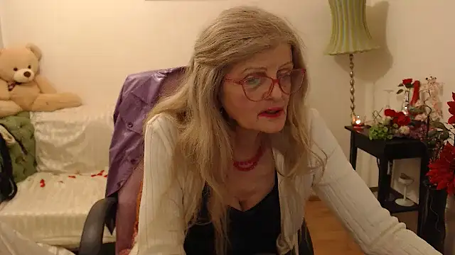 BlairFort online show from February 15, 2:44 pm