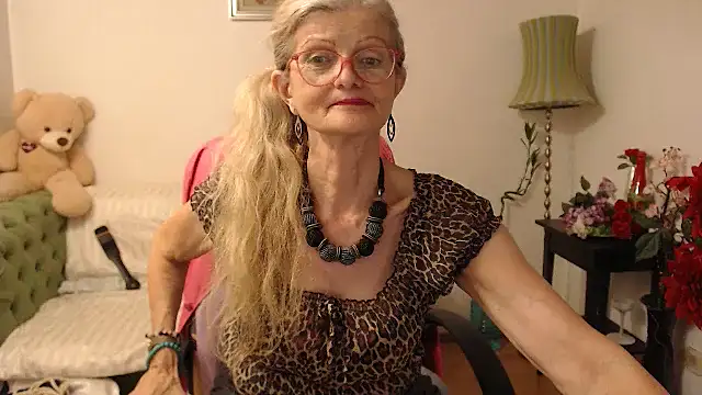 BlairFort online show from September 12, 6:51 pm