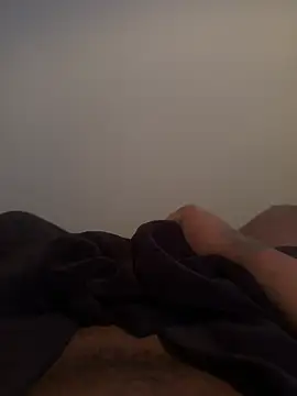 chocolatelongstrokes online show from March 9, 9:24 am