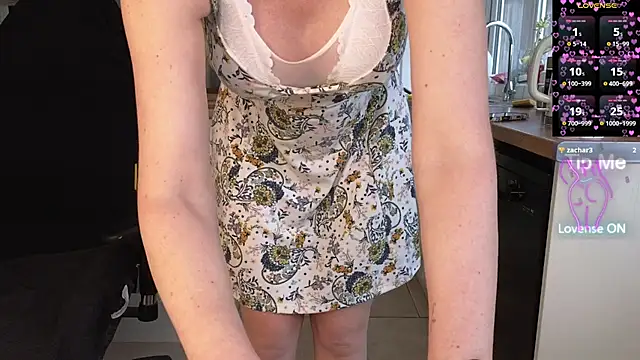 stripmequick online show from June 2, 8:47 am