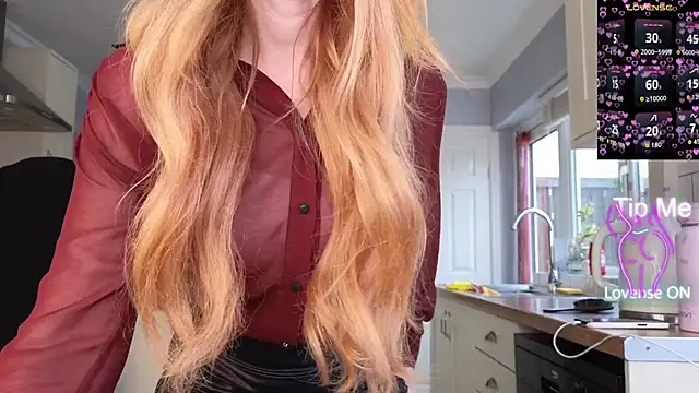 stripmequick online show from March 20, 10:05 am