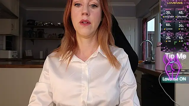 stripmequick online show from November 28, 9:53 am