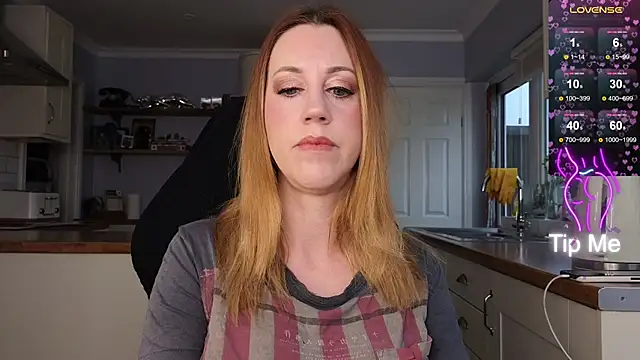Snapshot of stripmequick chatting on February 20, 10:27 am stripmequick online show from February 20, 10:27 am