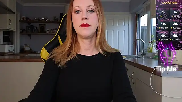 Snapshot of stripmequick chatting on February 5, 2:16 pm stripmequick online show from February 5, 2:16 pm