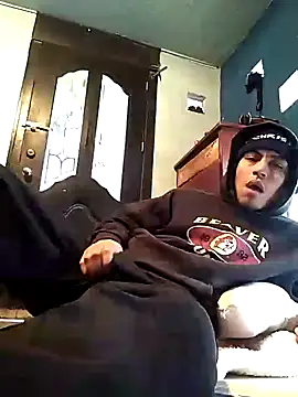 AlexAlejandro13 online show from January 12, 7:20 pm