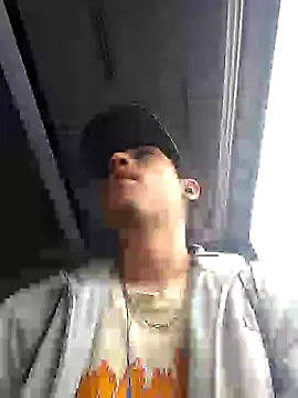 AlexAlejandro13 online show from November 9, 10:03 pm