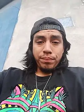 AlexAlejandro13 online show from March 29, 11:50 pm