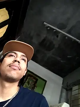 Snapshot of AlexAlejandro13 chatting on September 8, 11:26 pm AlexAlejandro13 online show from September 8, 11:26 pm