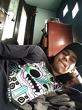 AlexAlejandro13 online show from January 8, 6:58 pm