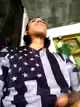 AlexAlejandro13 online show from November 7, 4:11 pm