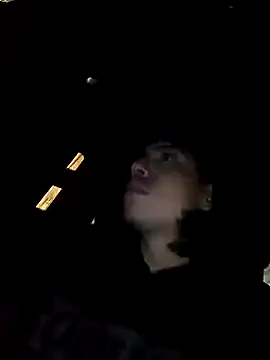 AlexAlejandro13 online show from November 6, 12:36 am