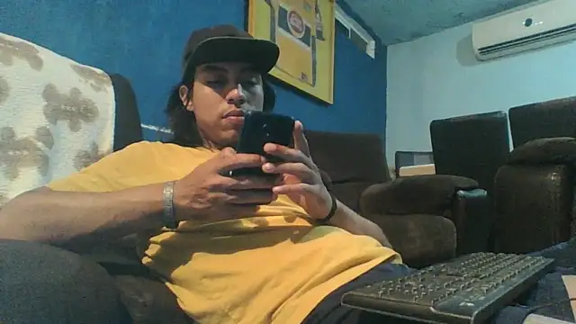 AlexAlejandro13 online show from March 8, 3:32 am