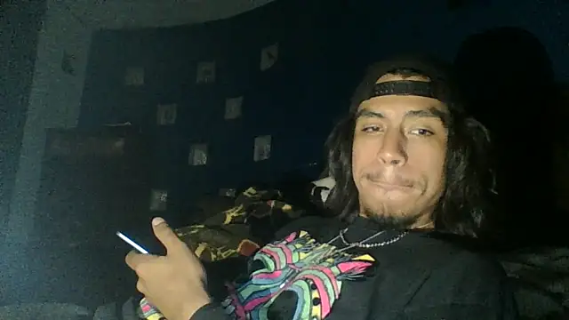 AlexAlejandro13 online show from April 9, 7:03 am