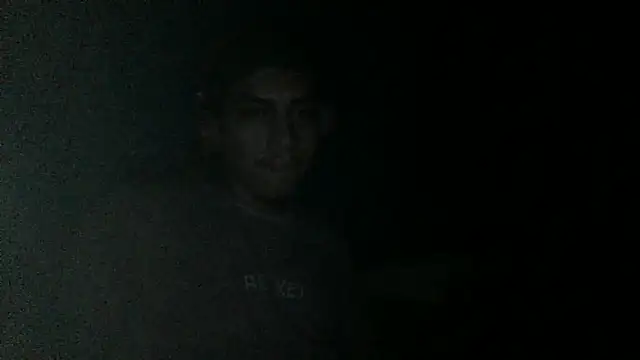 Snapshot of AlexAlejandro13 chatting on September 26, 6:20 am AlexAlejandro13 online show from September 26, 6:20 am