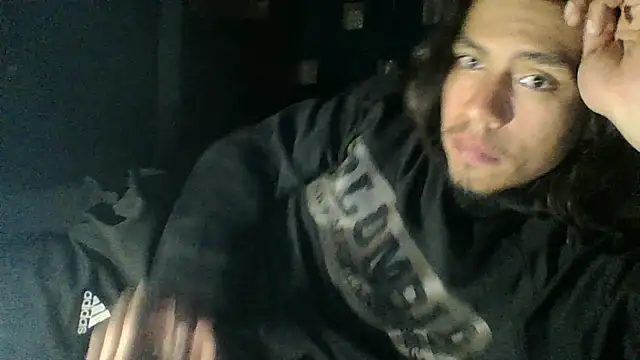 AlexAlejandro13 online show from April 8, 6:04 am